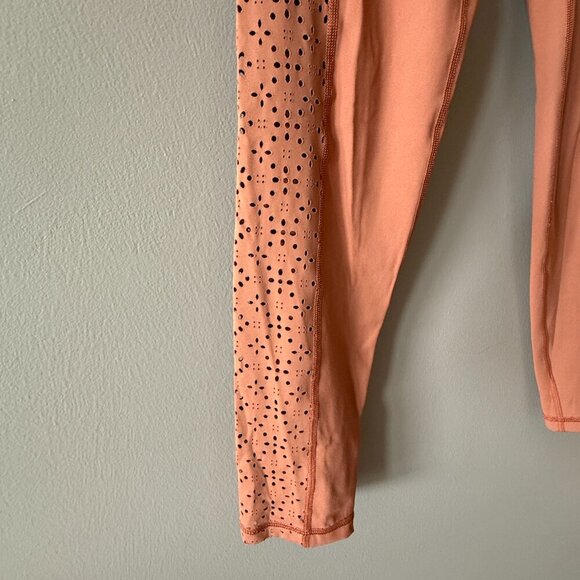 Women's M Aerie Chill Play Move Terracotta Leggings Cut Out Design High Waisted - Picture 5 of 9